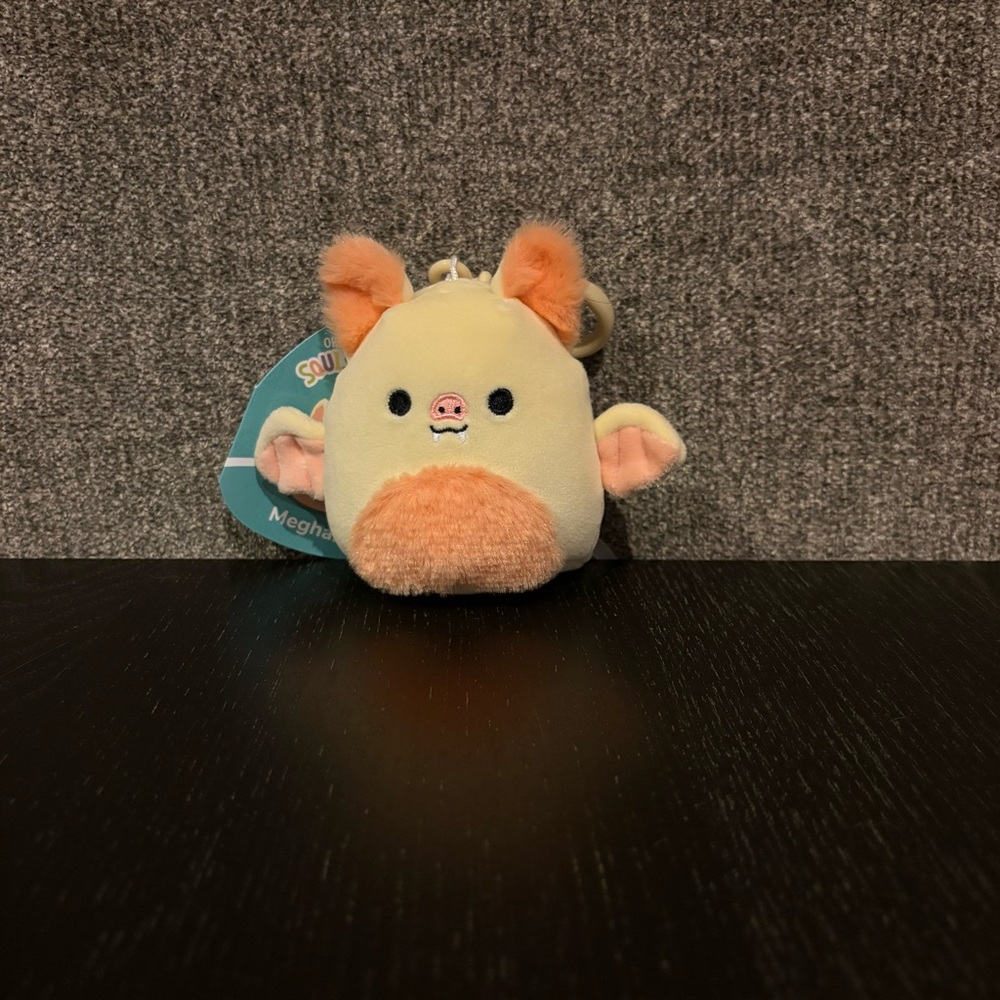 Meghan Bat Squishmallow Clip
